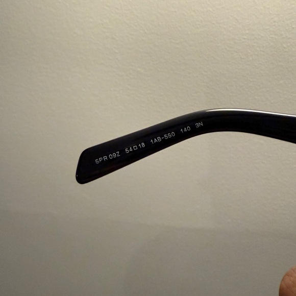 PRADA SUNGLASSES WITH TRIANGLE LOGO - Picture 6 of 6